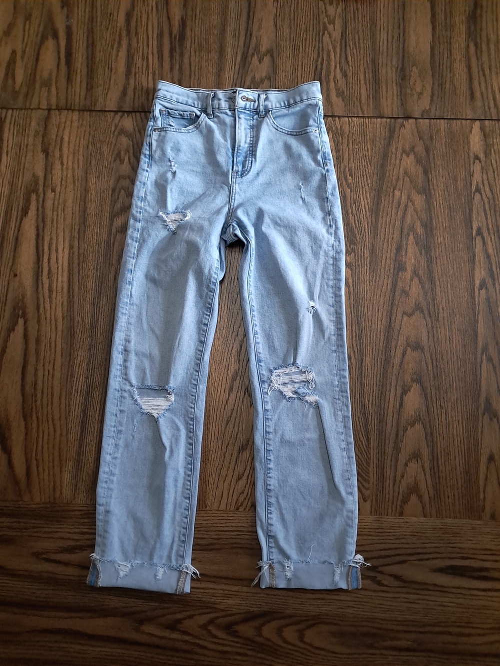 Express Modern Straight Sz 0 Light Blue Distressed Women’s Jeans